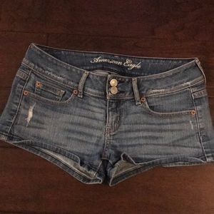American Eagle Size 4 Shorts